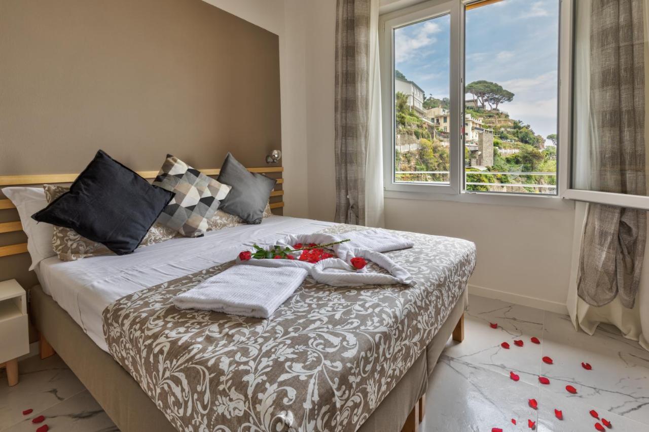 Sofia Holiday Hotel Riomaggiore Eksteriør billede
