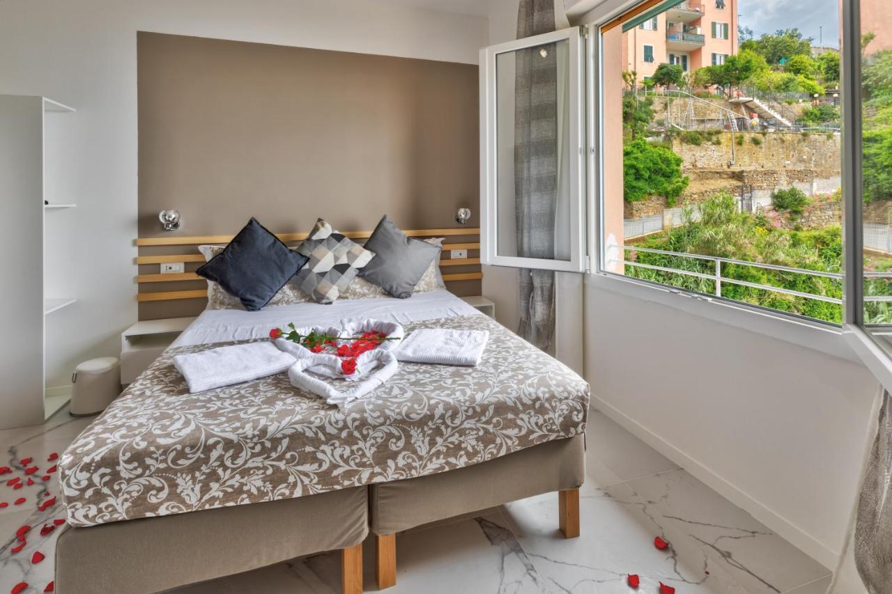 Sofia Holiday Hotel Riomaggiore Eksteriør billede